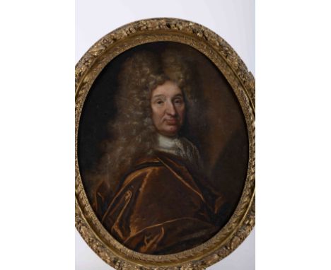 Portrait of a gentlemanPortrait of a gentleman, oil on oval canvas, carved and git wood frame, English School, 17th/18th C., 