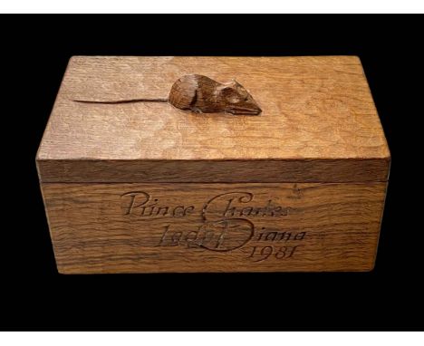 Robert Thompson of Kilburn 'Mouseman' trinket box inscribed Prince Charles Lady Diana 1981, 18cm across.