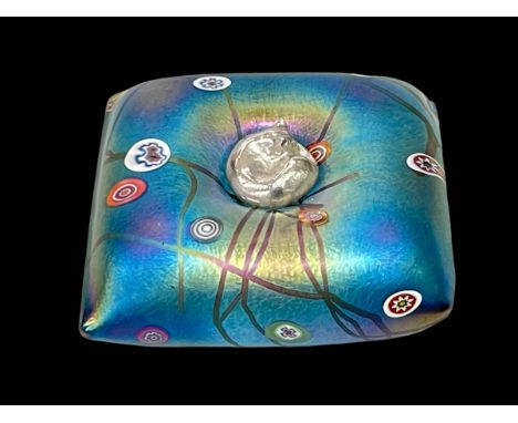 John Ditchfield glass cat curled on a cushion paperweight.