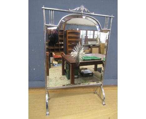 A mirrored fire screen&nbsp;