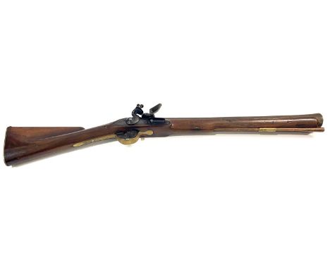 A SEA SERVICE BLUNDERBUSS BY EDWARD JORDAN. A massive blunderbuss or Musketoon with a 61.5cm (24") iron barrel with flared en