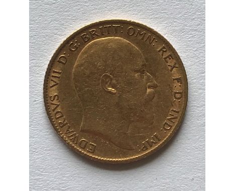 AN EDWARD VII HALF SOVEREIGN. An Edward VII half sovereign, bare head r, dated 1904.