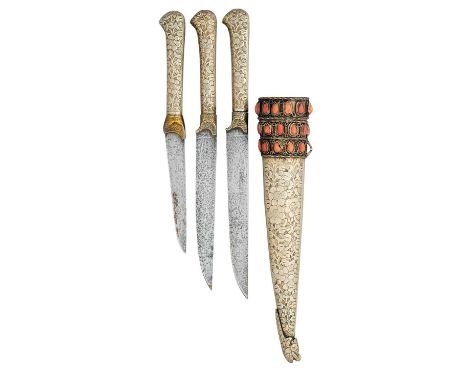 AN OTTOMAN BALKAN SMALL TROUSSE, 19TH CENTURY ◉ comprising three knives, each with single-edged blade of differing length, wh