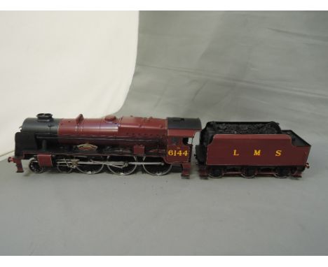 A Fine Scale brass Ltd O gauge 4-6-0 loco & tender , Royal Scot, Honourable Artillery Company 6144 with box