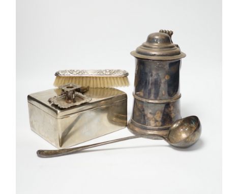 Sundry items including a plated tankard, ladle chamberstick, a silver handled carving fork, shoe horn and clothes brush, gilt