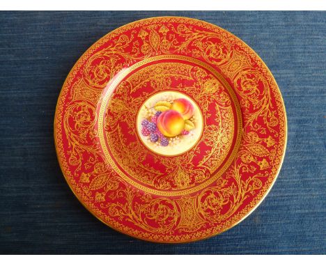 ROYAL WORCESTER 10.5 INCH CABINET PLATE SIG R PRICE DEC FLOWERS