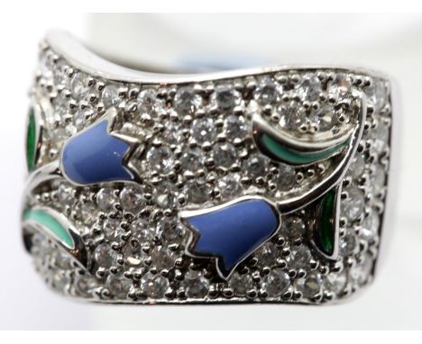 925 silver and diamond set ring, size S/T, 9.1g. P&amp;P Group 1 (£14+VAT for the first lot and £1+VAT for subsequent lots) 