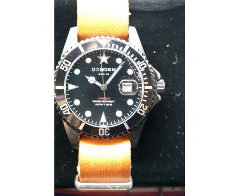 Gents Oxygen luminous divers wristwatch, dial D: 30 mm. Working at lotting. P&amp;P Group 1 (£14+VAT for the first lot and £1