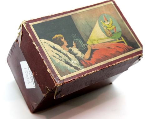 Vintage Magic Lantern boxed with seven slides. P&amp;P Group 2 (£18+VAT for the first lot and £3+VAT for subsequent lots) 