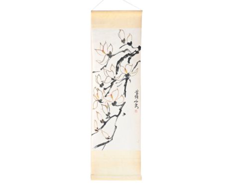 LI Ai Vee (1932-2021), fleurs, ensemble de 3 peintures sur papier, montées en rouleau, XX-XXIe s. : 1 montrant des tournesols