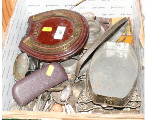 A brass horseshoe cribbage marker on mahogany board and a collection of assorted silver plated items, etc