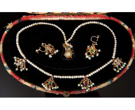 An important diamond, emerald, ruby and seed pearl necklace from the Lahore Treasury, worn by Maharani Jindan Kaur (1817 - 18