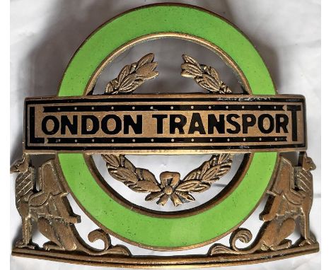 1950s/60s London Transport Country Buses &amp; Coaches CHIEF INSPECTORS' CAP BADGE. These were issued to the most senior insp