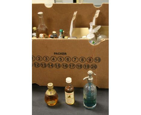 Quantity of miniature spirits to include Famous Grouse, MacArthurs scotch whisky, boxed Three Barrels VSOP, novelty soda syph