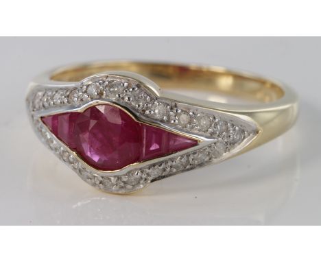 15ct ruby and diamond ring, size N, weight 3.4g.