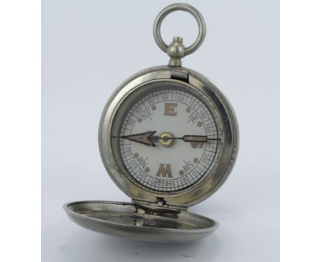 WWI military mark VI pocket compass, by W. F. Holmes, Birmingham, dated 1918 (no. 43818), diameter 45mm approx.