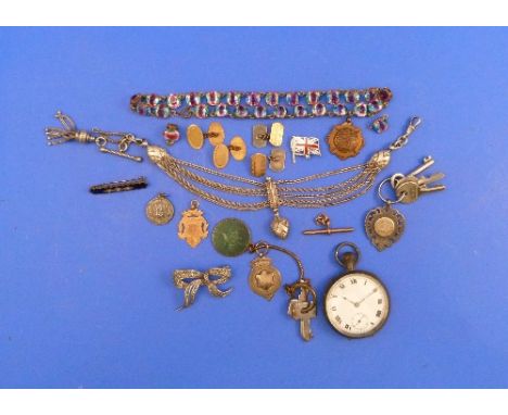 A quantity of mixed Jewellery, including a 9ct yellow gold shooting prize medallion, a 9ct yellow gold bar from watch chain, 