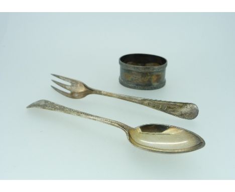 A cased Edwardian silver Spoon and Fork set, by Hammond, Creake & Co., hallmarked Sheffield, 1904, with foliate engraved deco