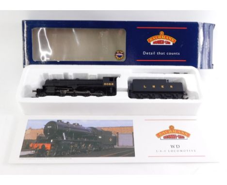 A Bachmann OO gauge WD Austerity Class locomotive, LNER black livery, 2-8-0, 3085, 32-253.