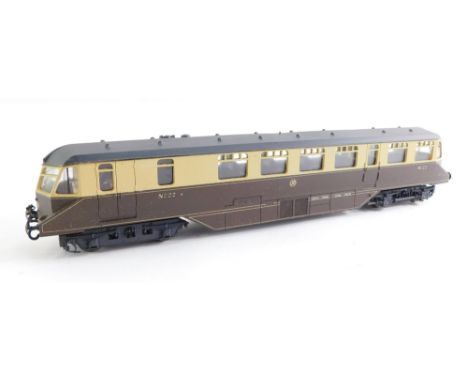 A Lima OO gauge GWR Railcar No 22, GWR chocolate and cream livery.