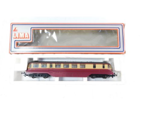A Lima OO gauge ex GWR diesel passenger rail car, BR crimson lake and cream livery,  W22, 205133mwg. 