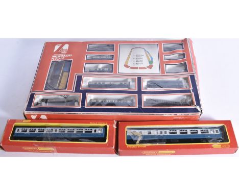 Lima N Gauge Train Set and Graham Farish Locomotive and various makers Rolling stock and Hornby 00 Coaches, Lima 12 0168A W B