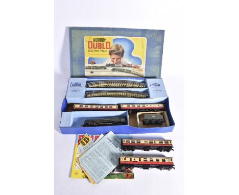 Hornby-Dublo 00 Gauge 3-Rail EDP12 'Duchess of Montrose' Train Set, comprising BR green Duchess of Montrose, two blood and cu