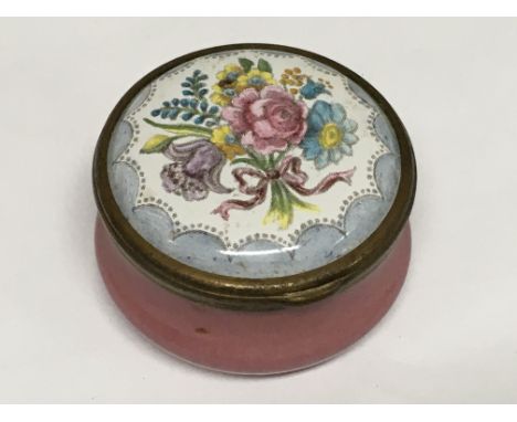 A Halcyon Days enamel trinket box with floral decoration, in presentation box