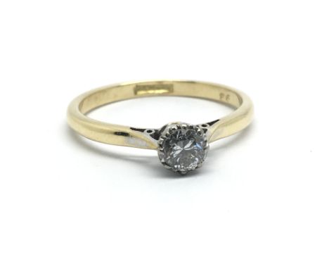 An 18ct yellow gold single solitaire diamond ring, approx 0.20ct, ring size approx P