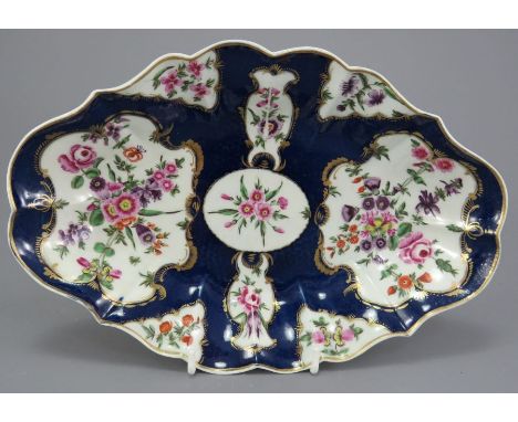 A late eighteenth century porcelain hand-painted Worcester Scale Pattern dessert dish, c. 1770.  It is decorated with floral 