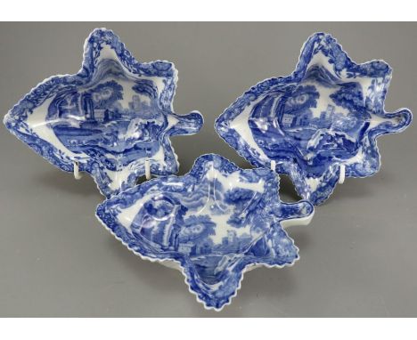 A group of three early twentieth century blue and white transfer-printed Spode Italian pickle dishes, c. 1920-30. 14 cm long.