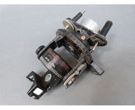 Astro compass Mk II marked A.M 6A/1174 3x
