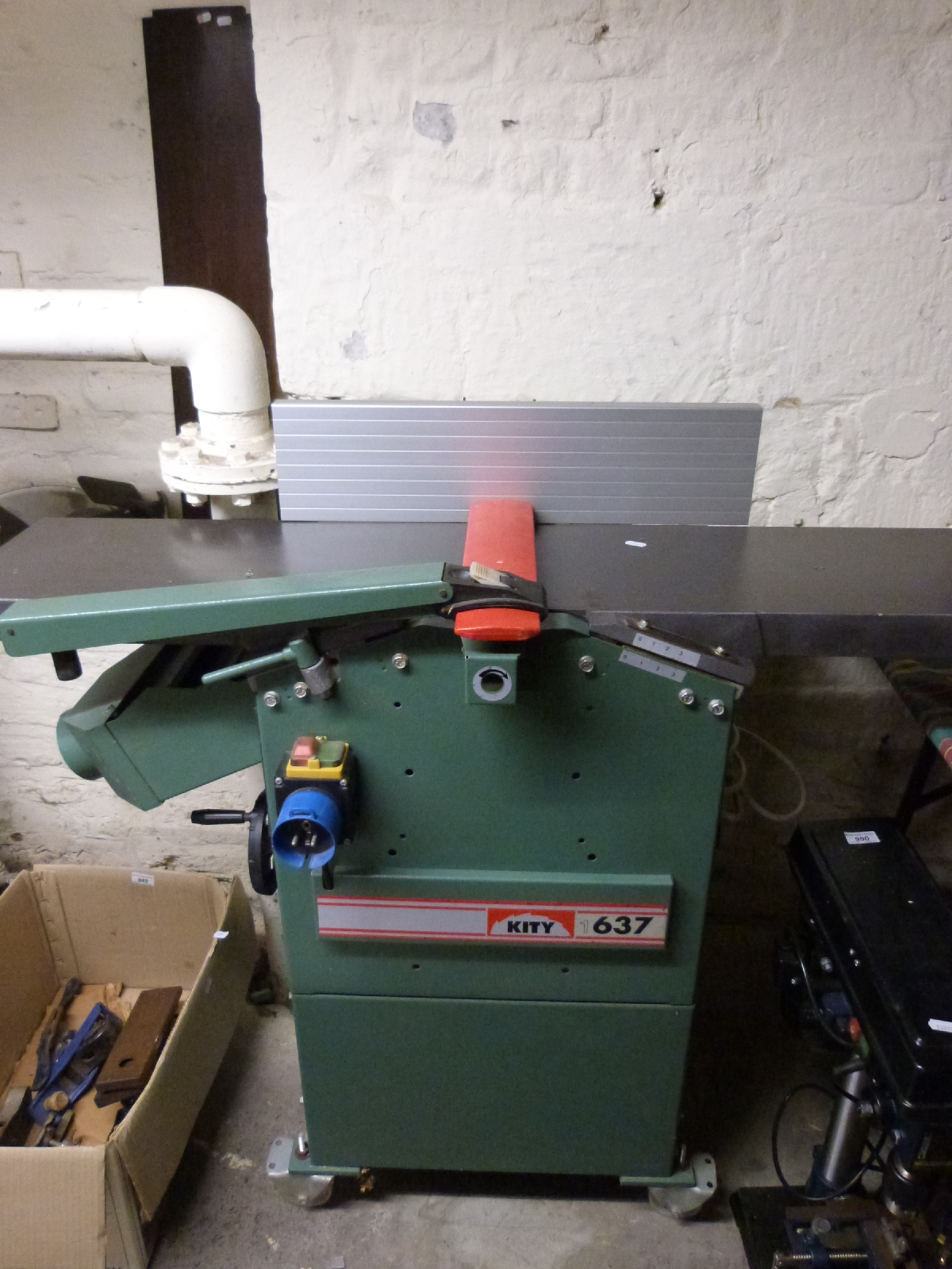 Kity 1637 thicknesser/planer with instruction manual, mounted on wheels