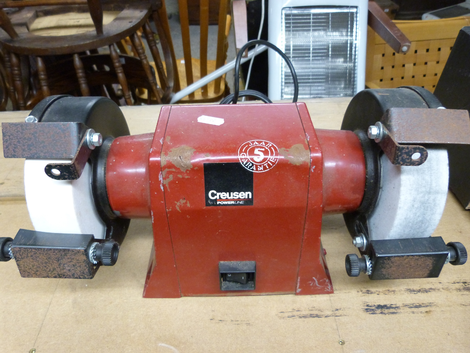 Creusen woodturner's bench grinder, runs at half speed and uses softer
