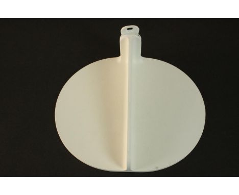 A String Furniture Museum wall mounted floating shelf. H.10 L.27 W.24cm. 