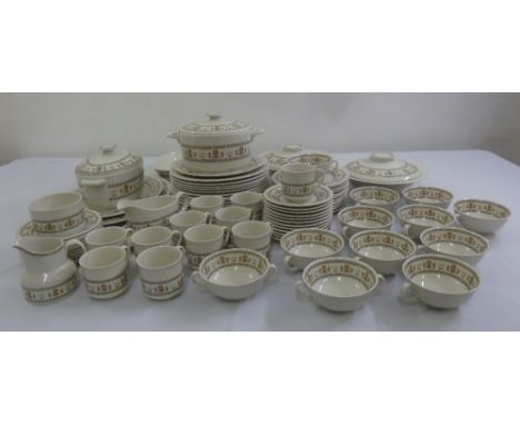 Royal Doulton Kimberley TC1106 dinner and tea service to include plates, bowls, cups, saucers, meat plates, serving dishes, f