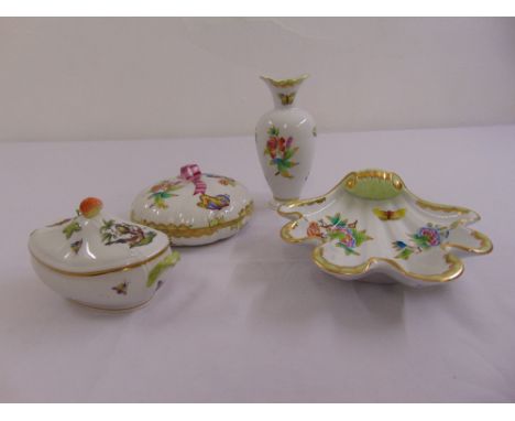 A quantity of Herend porcelain to include a vase, a covered sucrier, a covered bowl and a shell dish (4)