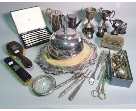 Silver plated wares including bowls, tea pots, flatware, small trophies and sundry, (qty). 