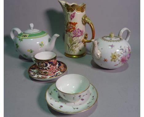 English &amp; Continental 19th / 20th century ceramics, comprising; Royal Worcester jug, Dresden teapot and cover, Paris tea 