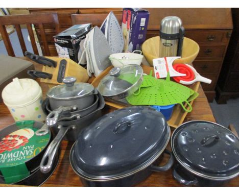 Kitchenalia to include a Tefal Quadspeed 260 iron, a Morphy Richards Turbosteam iron and enamel are