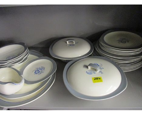 Vintage 'Midwinter' part dinner service