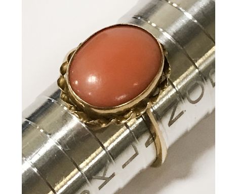 18CT GOLD CORAL RING