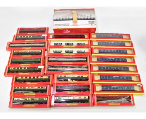 HORNBY; a collection of twenty five rolling stock carriages to include R.458 restaurant car, R.408 catering service car, R412