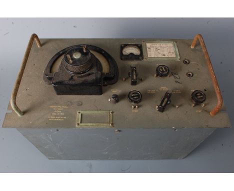 A WW II Air Ministrey Radio Receiver Type R 1132 No. 10/D105.