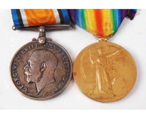 A WW I British War and Victory duo, naming 4609. PTE. H. DIVALL. 17 - LOND. R. (2)