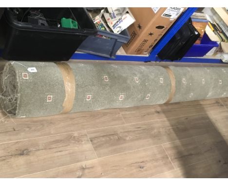 CARPET & UNDERLAY 4.10 X 2.62 M