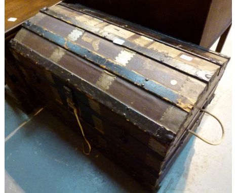Large dome topped lined trunk 