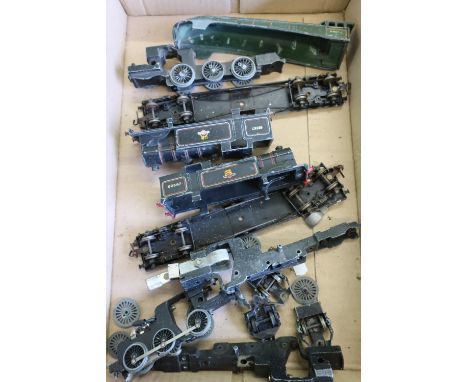 Selection of Hornby O gauge engine bodies etc 