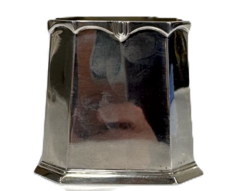 A George V silver vase or case, hallmarked, Sheffield 1935 Harrison Brothers and Howson, 7 cm, 161 g.