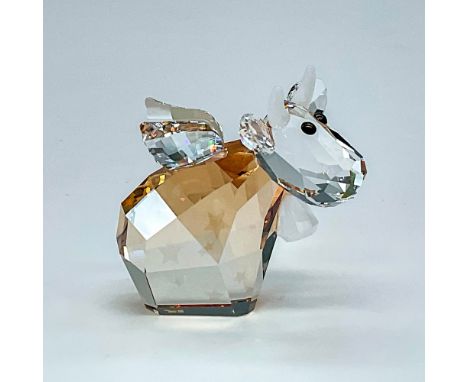 Angel Mo measures long and features a Crystal Golden Shadow body with laser-engraved stars, Crystal Moonlight wings and Plati
